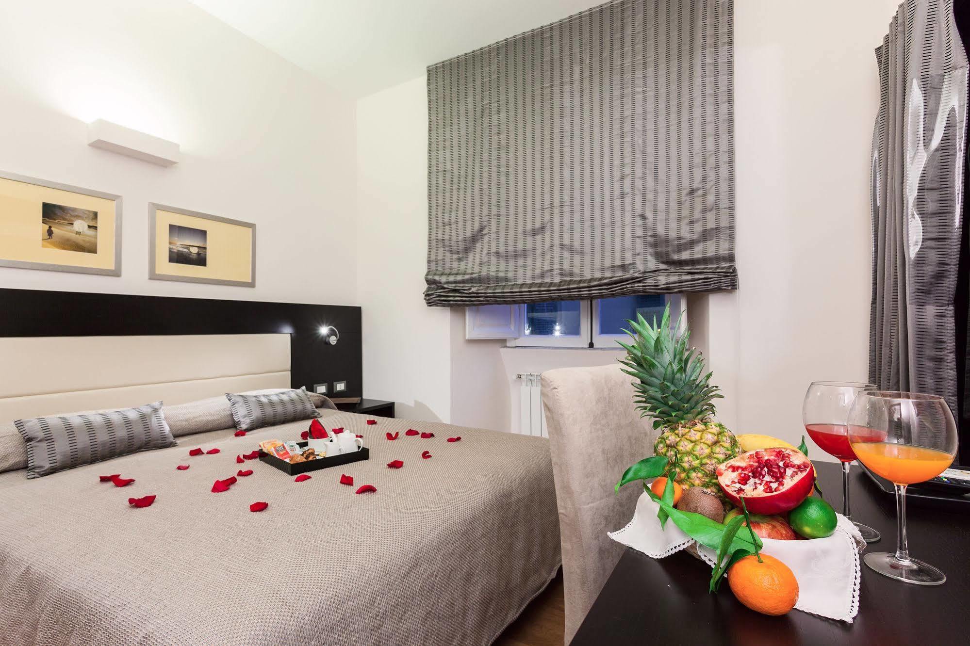 Domus Best Guest House Rom Exterior foto